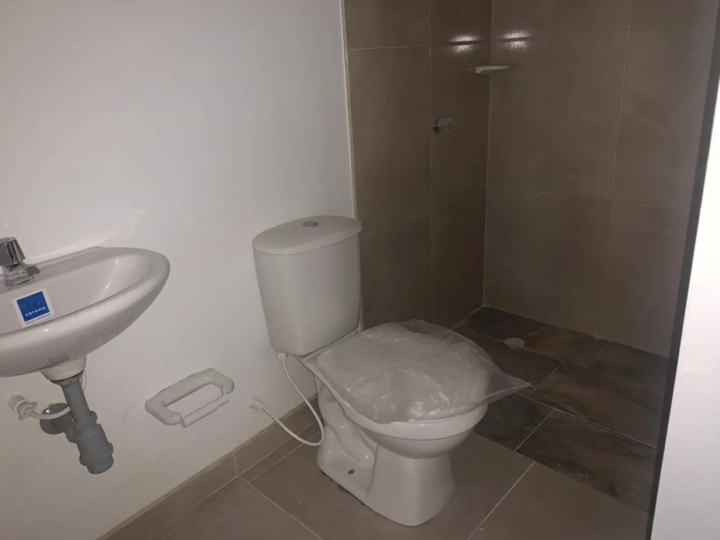 Casa en venta en Altos Del Poblado, Bogotá · foto 7 de 13