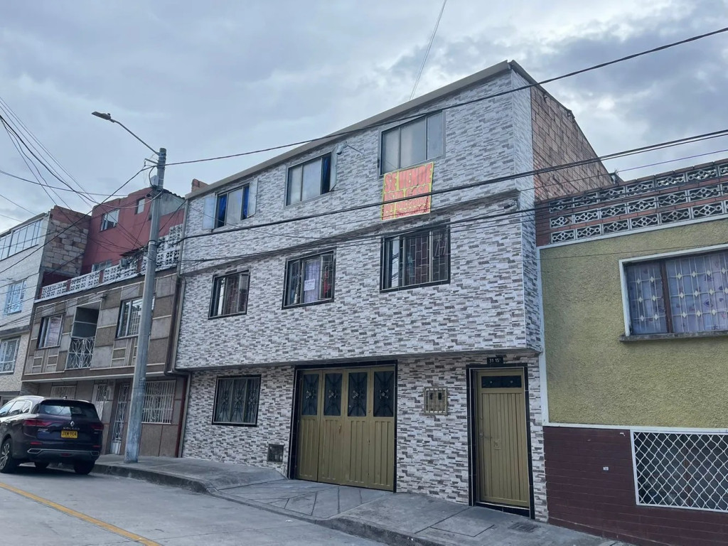 Casa en venta en Bello Horizonte, Bogotá · foto 6 de 18