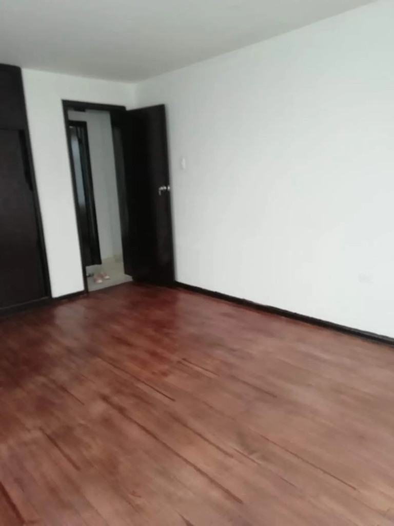 Casa en venta en Santander Sur, Bogotá · foto 2 de 17