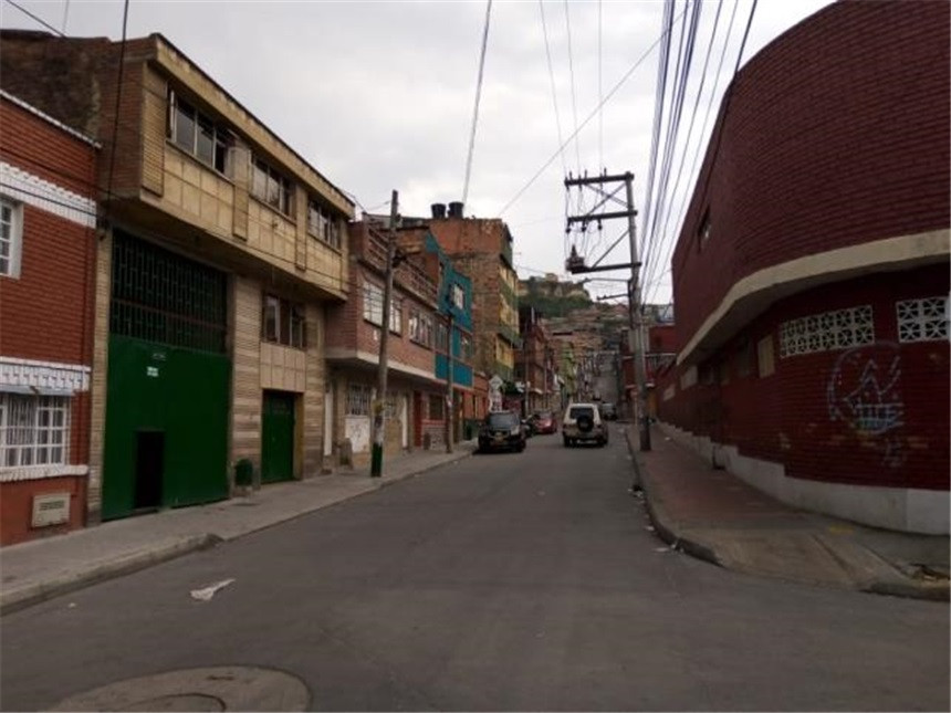 Casa en venta en Marco Fidel Suarez, Bogotá · foto 4 de 17