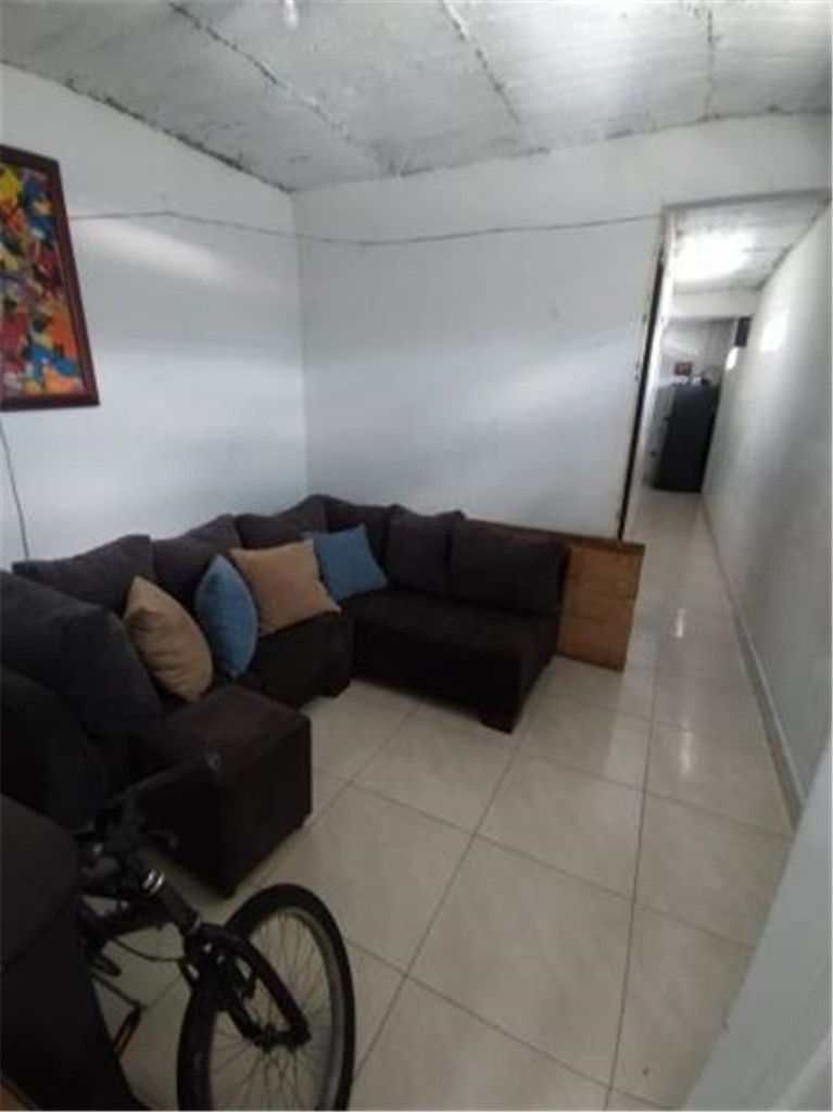 Casa en venta en La Andrea, Bogotá · foto 7 de 16