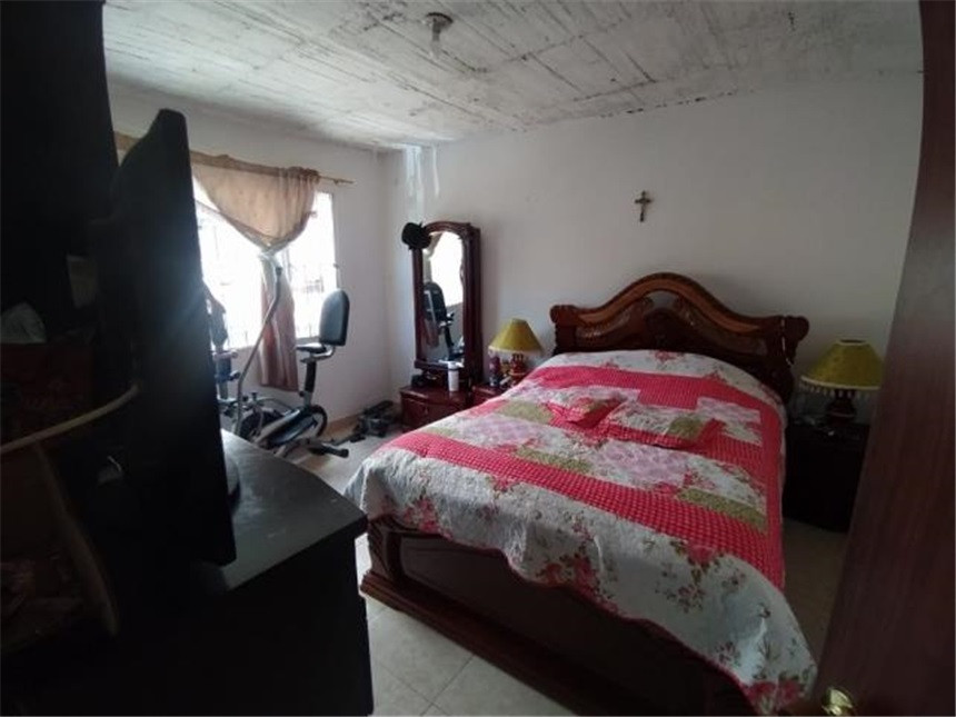 Casa en venta en La Andrea, Bogotá · foto 10 de 16