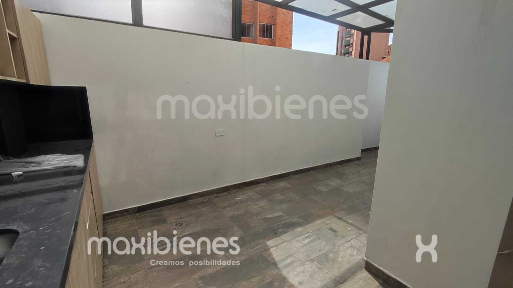 Apartaestudio en arriendo en Laureles, Medellín · foto 5 de 6