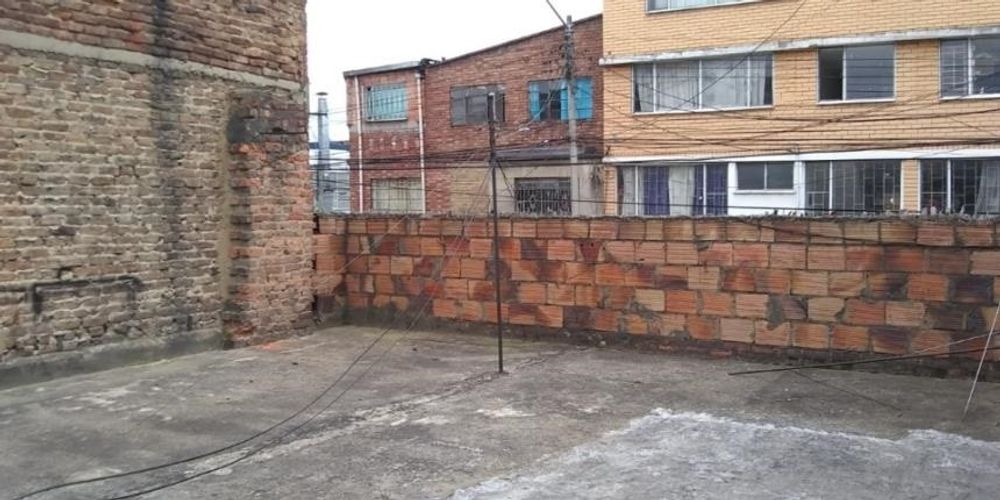 Casa de 2 alcobas en venta en Restrepo Occidental, Bogotá, 208 m² · foto 10 de 11