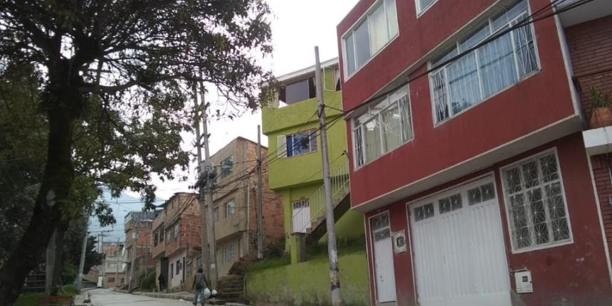 Casa en venta en Villa Del Cerro, Bogotá · foto 2 de 24