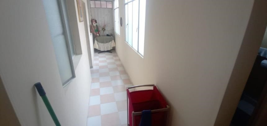 Casa en venta en El Carmen, Bogotá · foto 9 de 14