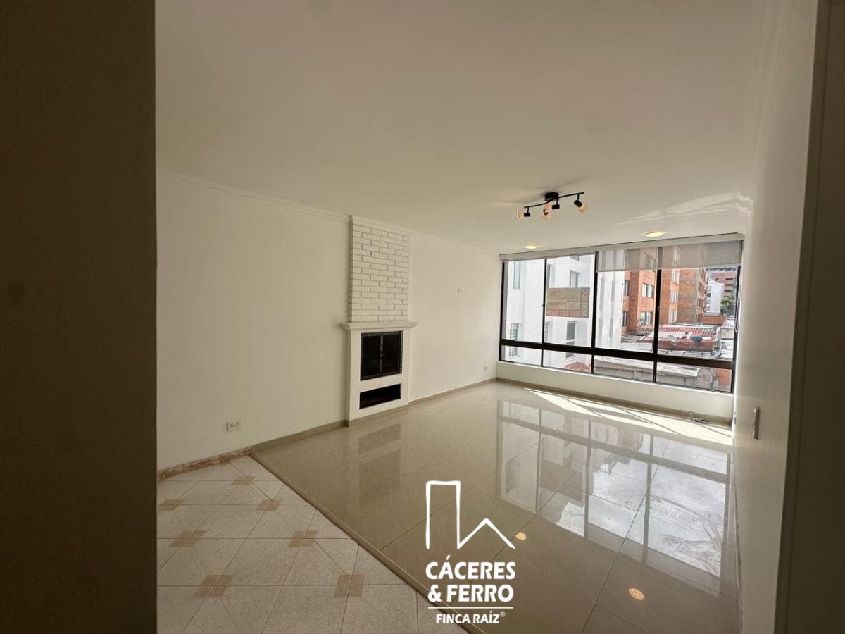 Apartamento en venta en Santa Barbara, Bogotá · foto 4 de 17