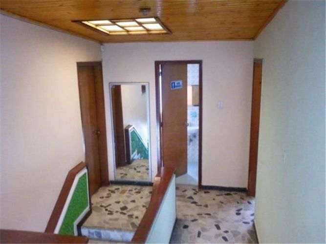Casa de 5 alcobas en venta en Santander, Bogotá, 273 m² · foto 15 de 23