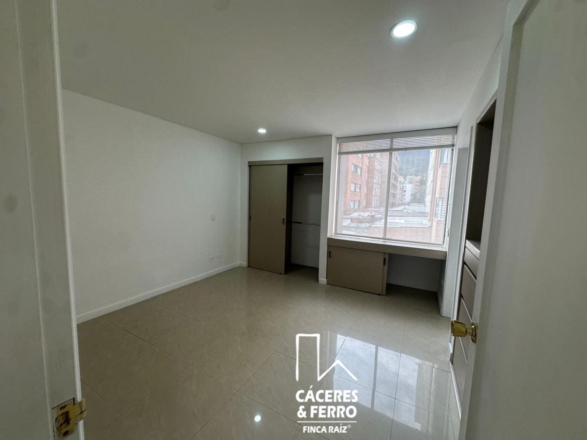 Apartamento en venta en Santa Barbara, Bogotá · foto 15 de 17