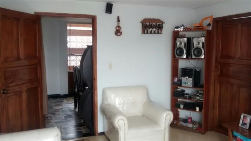 Casa en venta en Centenario, Bogotá · foto 12 de 24