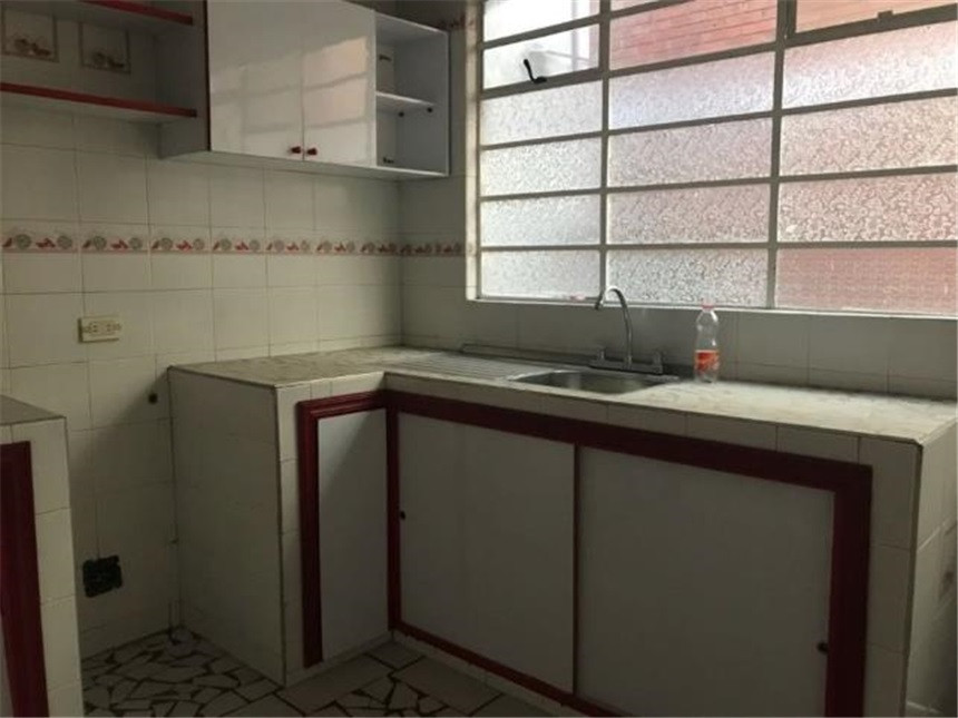 Casa en venta en Las Mercedes, Bogotá · foto 2 de 21
