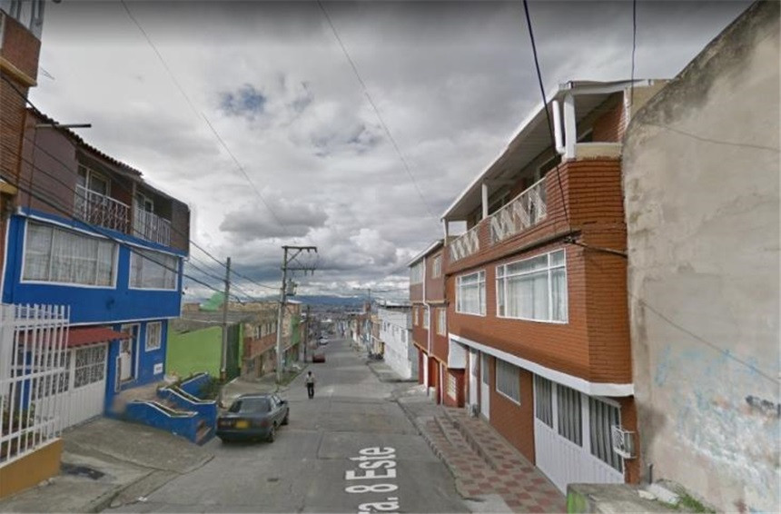 Casa en venta en Santa Ines Sur, Bogotá · foto 2 de 3