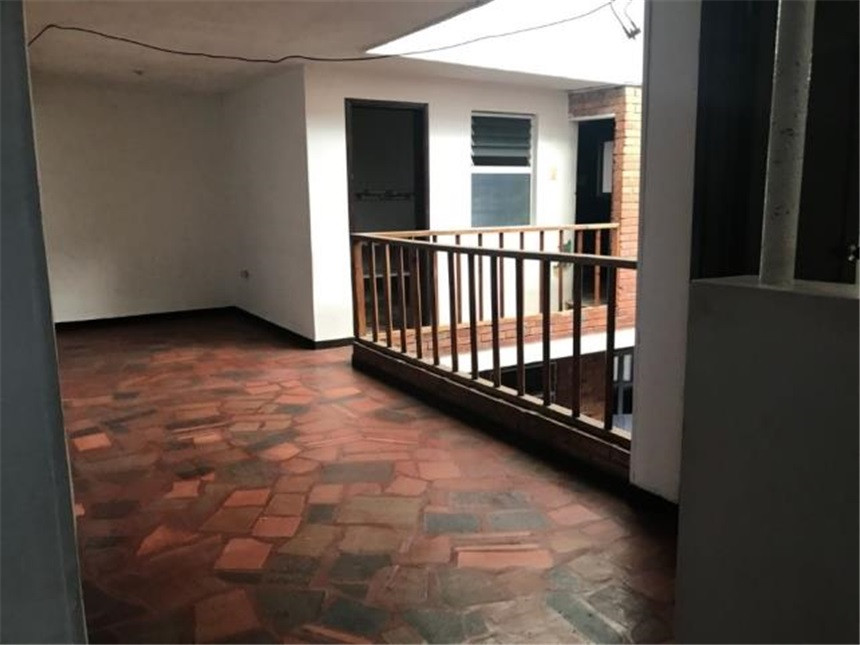 Casa en venta en Las Mercedes, Bogotá · foto 13 de 21