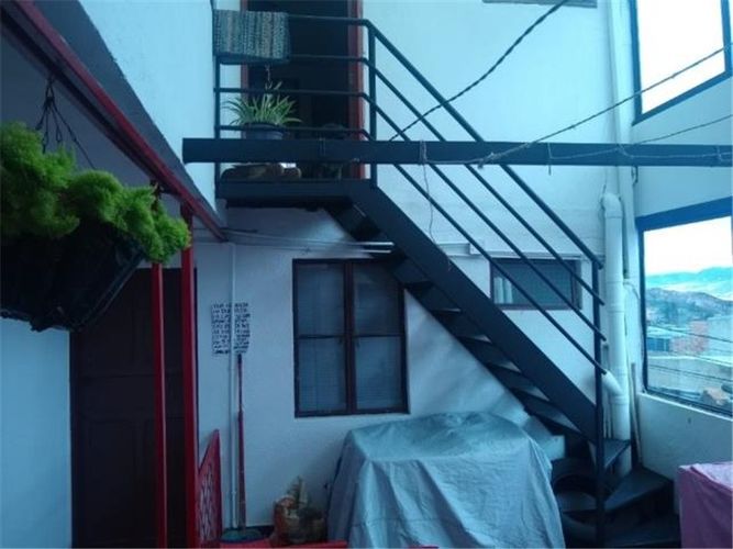Casa de 8 alcobas en venta en Tivaque, Bogotá, 120 m² · foto 5 de 21