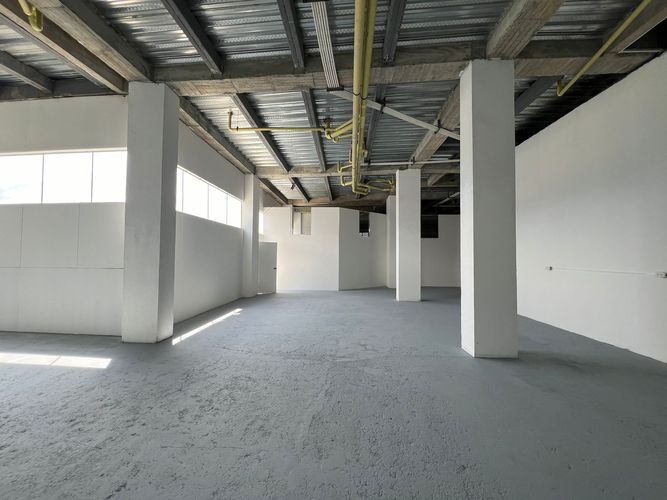 Bodega en venta en Ondas Del Otún, Manizales, 456 m² · foto 14 de 18