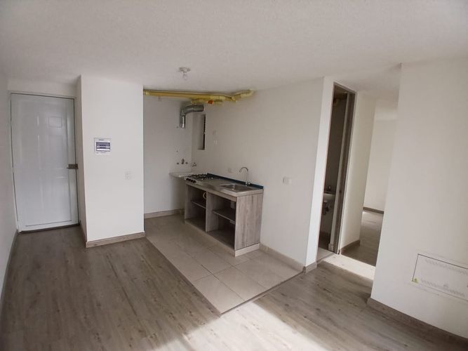 Apartamento de 2 alcobas en venta en Ismael Perdomo, Bogotá, 41 m² · foto 3 de 21
