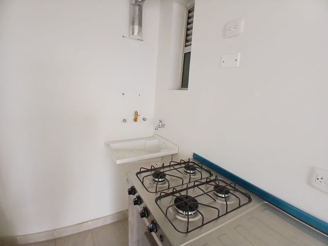 Apartamento de 2 alcobas en venta en Ismael Perdomo, Bogotá, 41 m² · foto 7 de 21