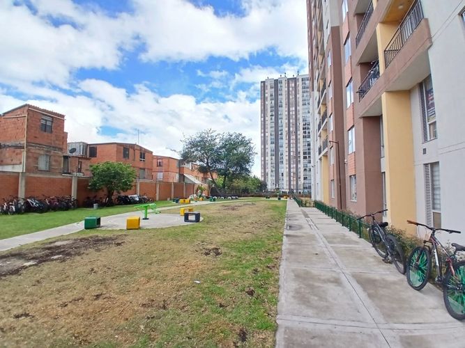 Apartamento de 2 alcobas en venta en Ismael Perdomo, Bogotá, 41 m² · foto 18 de 21