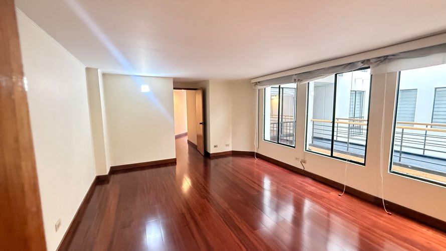 Apartamento en venta en Santa Paula, Bogotá · foto 2 de 20