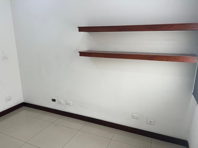 Oficina en venta en El Poblado, Medellín, 56 m² · foto 4 de 15