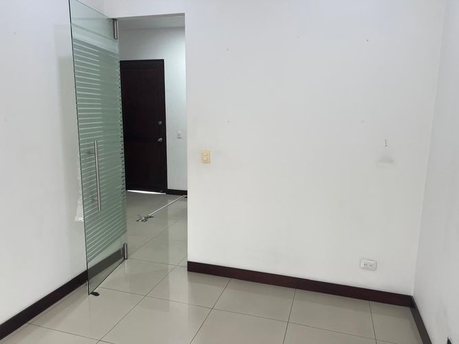 Oficina en venta en El Poblado, Medellín, 56 m² · foto 12 de 15
