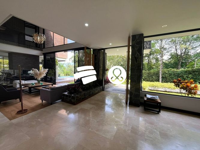 Casa de 5 alcobas en venta en Zona Centro, Envigado · foto 8 de 24