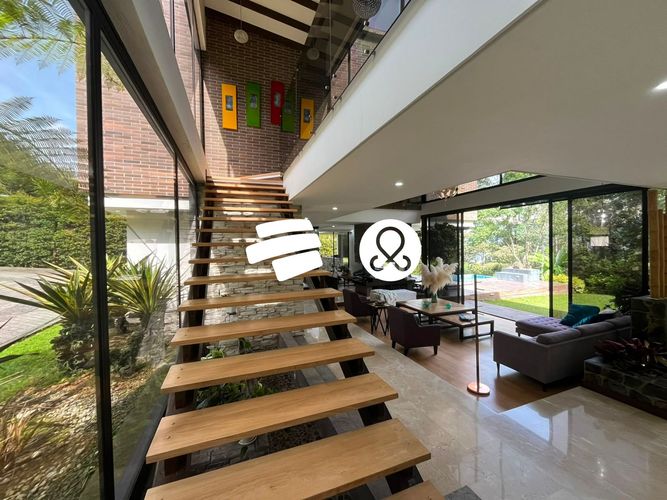 Casa de 5 alcobas en venta en Zona Centro, Envigado · foto 17 de 24