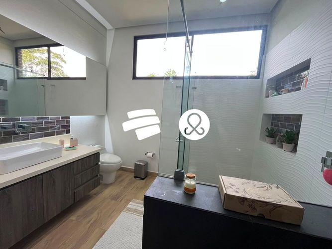 Casa de 5 alcobas en venta en Zona Centro, Envigado · foto 20 de 24