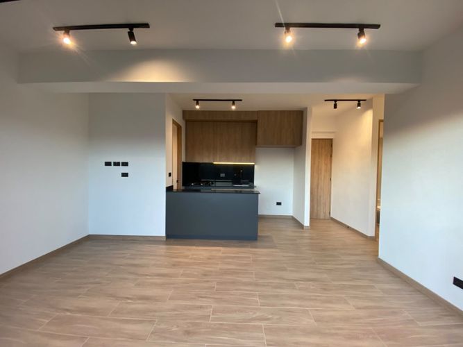 Apartamento de 2 alcobas en venta en Centro, Rionegro, 62 m² · foto 2 de 19