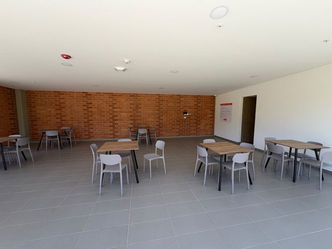 Apartamento de 2 alcobas en venta en Centro, Rionegro, 62 m² · foto 8 de 19