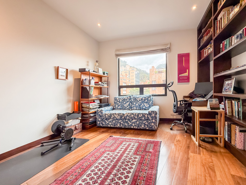 Apartamento en venta en Los Rosales, Bogotá · foto 7 de 21