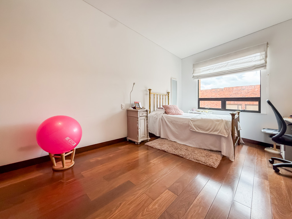 Apartamento en venta en Los Rosales, Bogotá · foto 13 de 21