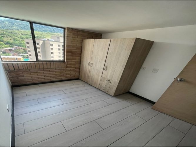 Apartamento de 3 alcobas en venta en Hato Viejo, Bello, 61 m² · foto 4 de 20