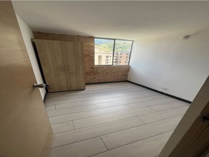 Apartamento de 3 alcobas en venta en Hato Viejo, Bello, 61 m² · foto 11 de 20