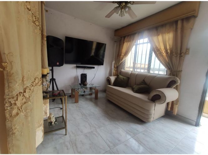 Casa de 5 alcobas en venta en Ciudad Niquia, Bello, 106 m² · foto 2 de 16