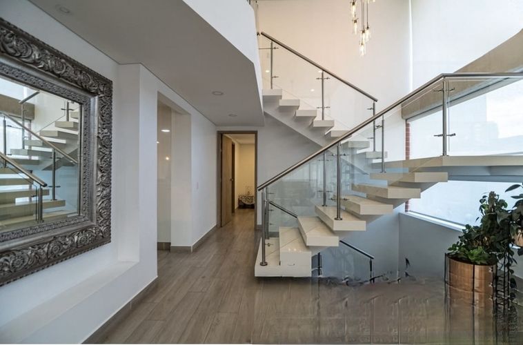 Casa de 4 alcobas en venta en Monteazul, Sabaneta, 528 m² · foto 6 de 16