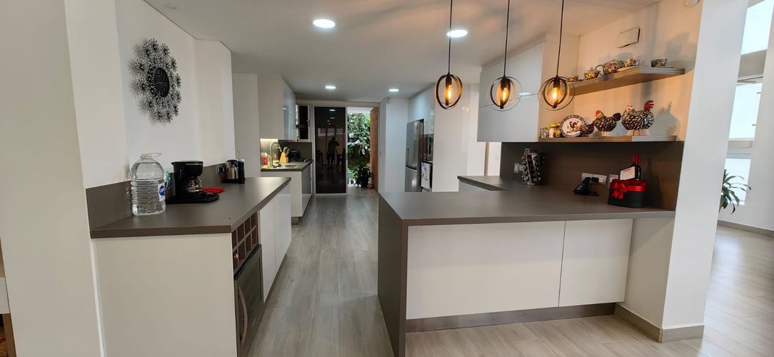 Casa de 4 alcobas en venta en Monteazul, Sabaneta, 528 m² · foto 9 de 16