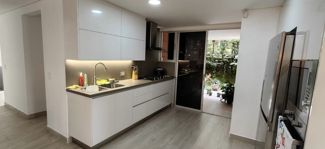 Casa de 4 alcobas en venta en Monteazul, Sabaneta, 528 m² · foto 13 de 16