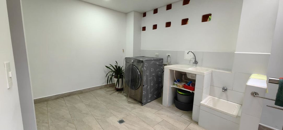 Casa de 4 alcobas en venta en Monteazul, Sabaneta, 528 m² · foto 15 de 16
