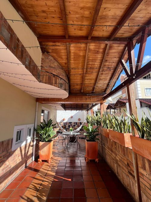 Casa de 5 alcobas en venta en Florida, Floridablanca, 246 m² · foto 2 de 16