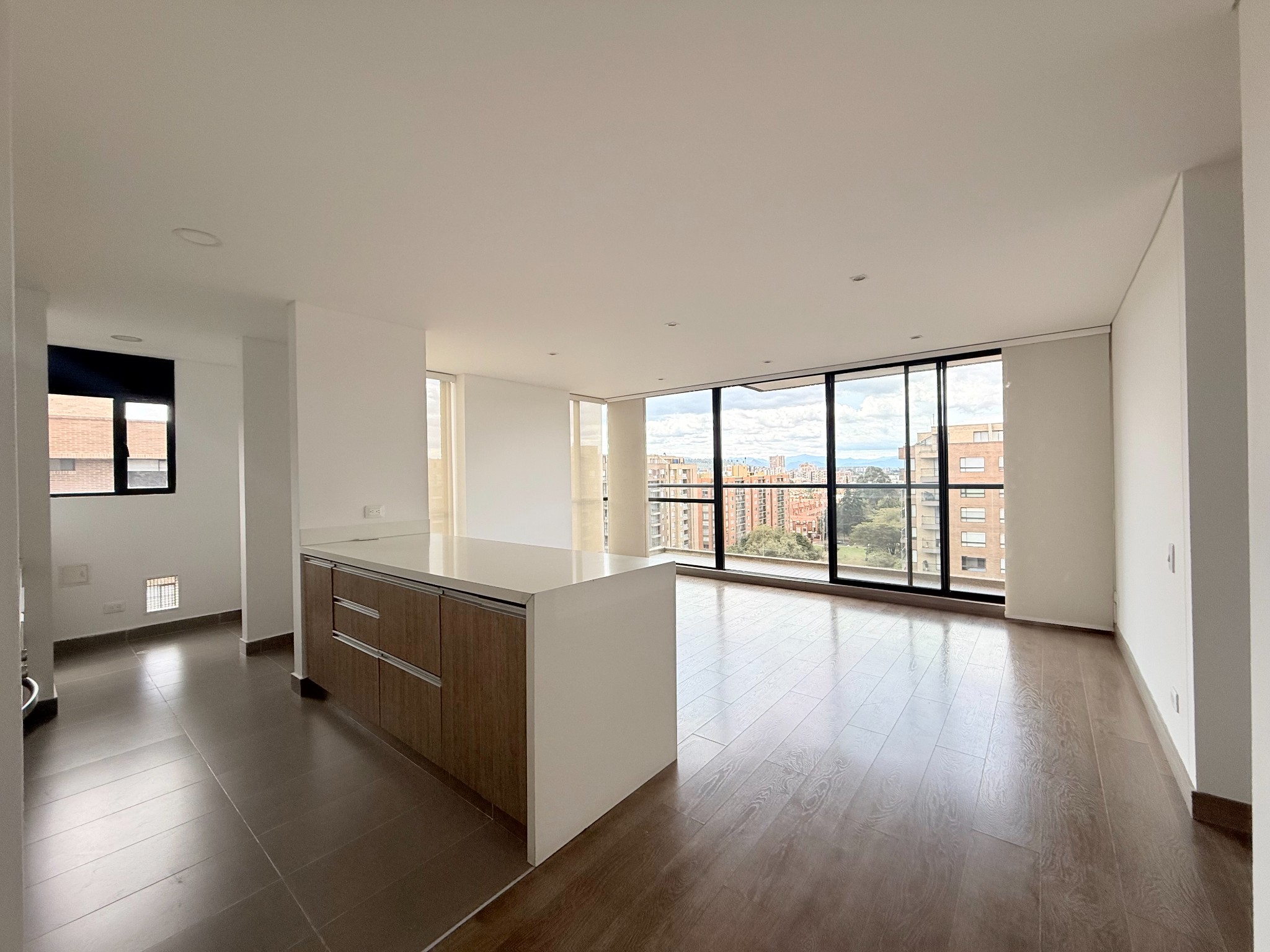 Apartamento en venta en Cantalejo, Bogotá · foto 2 de 24