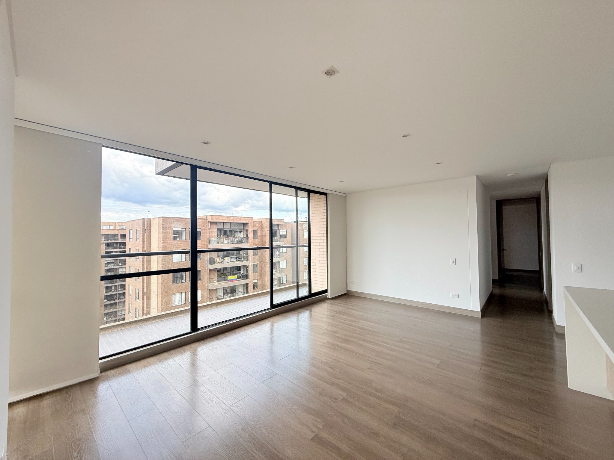 Apartamento en venta en Cantalejo, Bogotá · foto 3 de 24