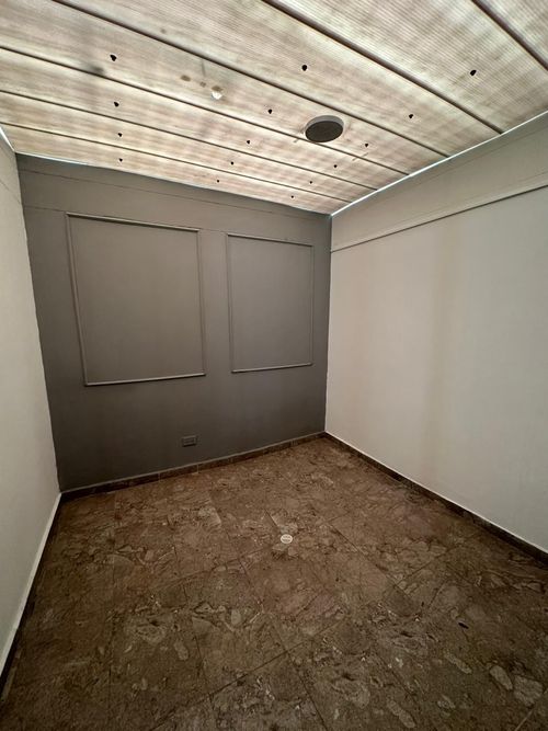 Oficina en arriendo en San Diego, Medellín, 38 m² · foto 10 de 12