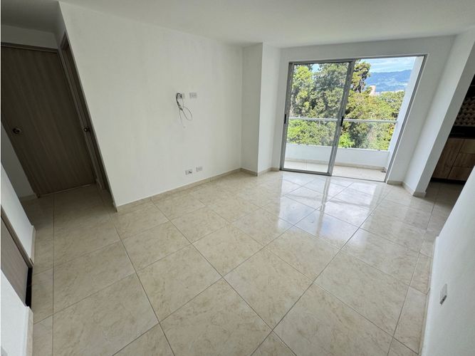 Apartamento de 3 alcobas en venta en Santa Ana, Itagüí, 65 m² · foto 3 de 14