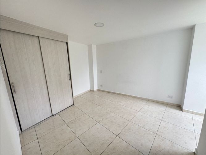 Apartamento de 3 alcobas en venta en Santa Ana, Itagüí, 65 m² · foto 13 de 14