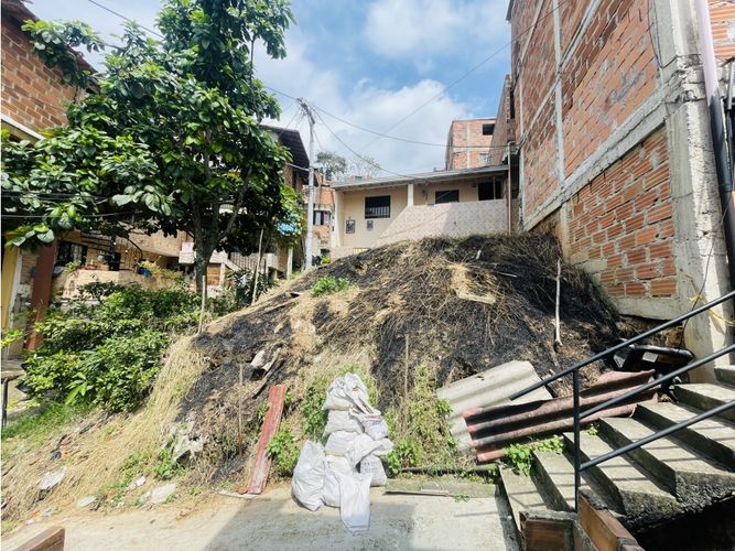 Lote en venta en Rural, Itagüí, 50 m² · foto 3 de 9