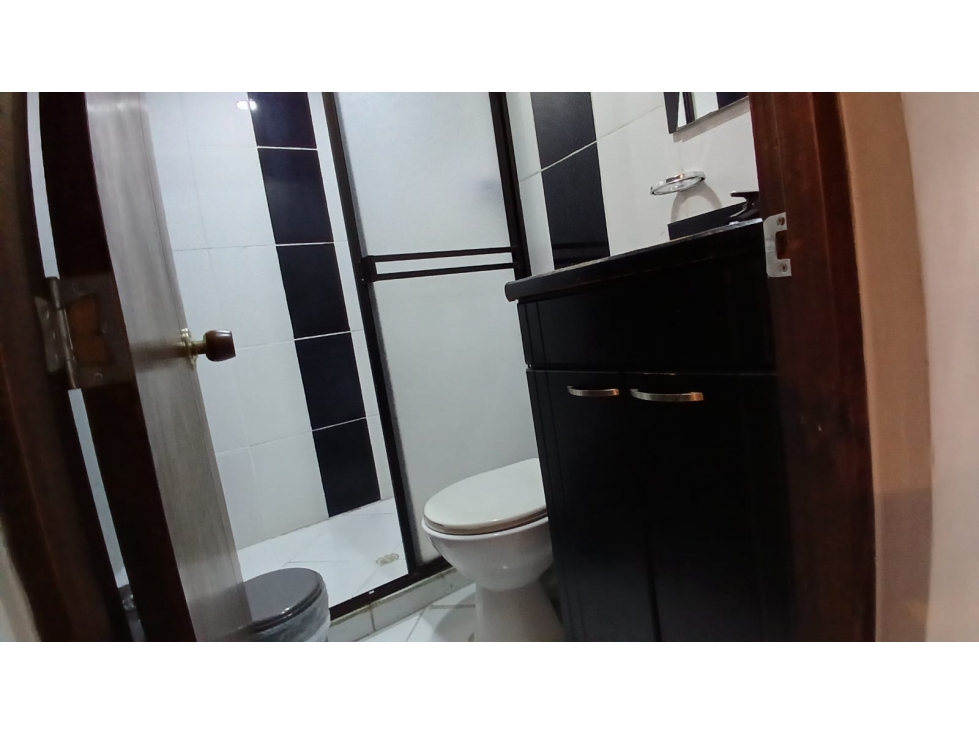 Apartamento en venta en Balcones De Sevilla, Itagüí · foto 7 de 17