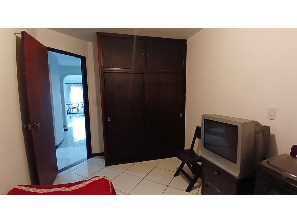 Apartamento en venta en Balcones De Sevilla, Itagüí · foto 9 de 17