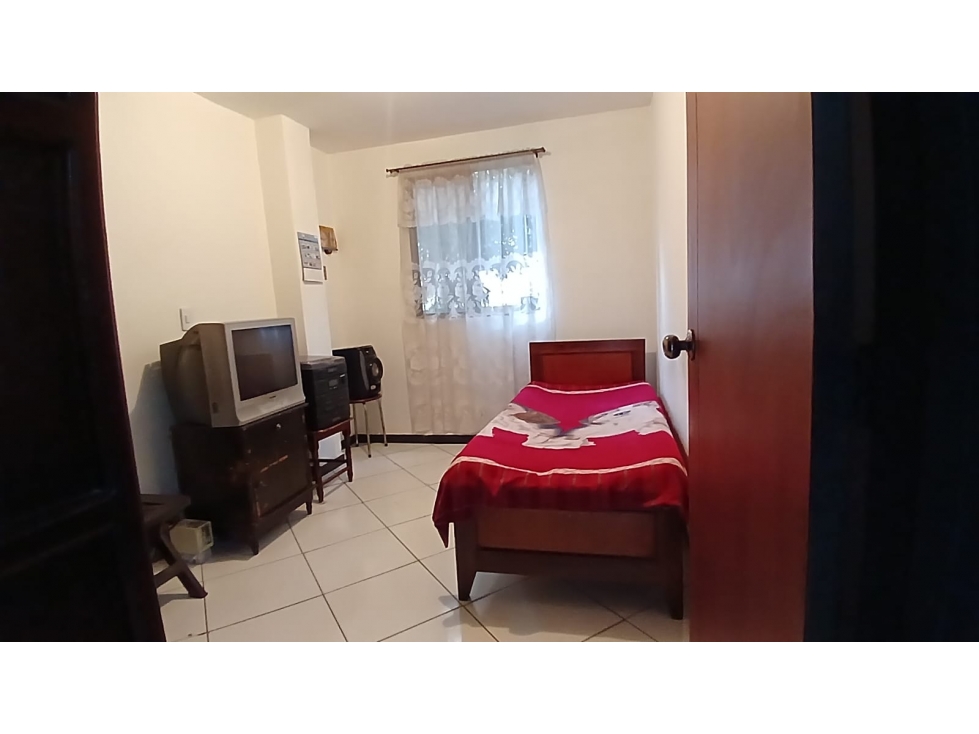 Apartamento en venta en Balcones De Sevilla, Itagüí · foto 11 de 17