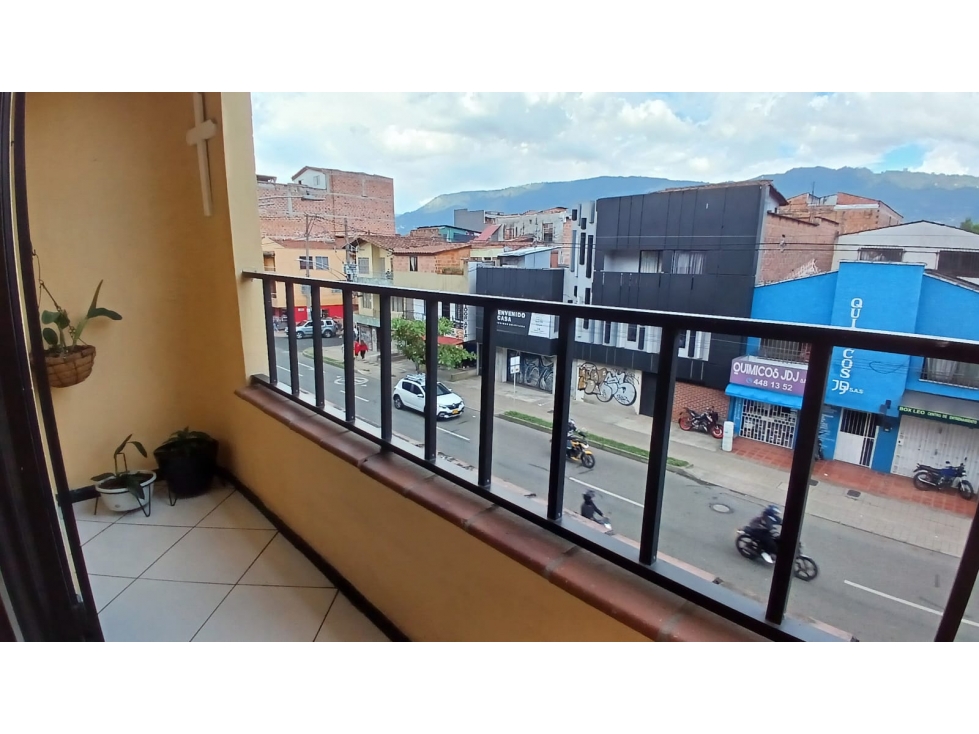 Apartamento en venta en Balcones De Sevilla, Itagüí · foto 14 de 17